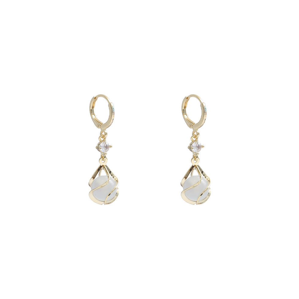 Classy cat's eye earrings for women niche style design elegantaccessible luxuryfashion earrings exquisite popular style elegant earrings