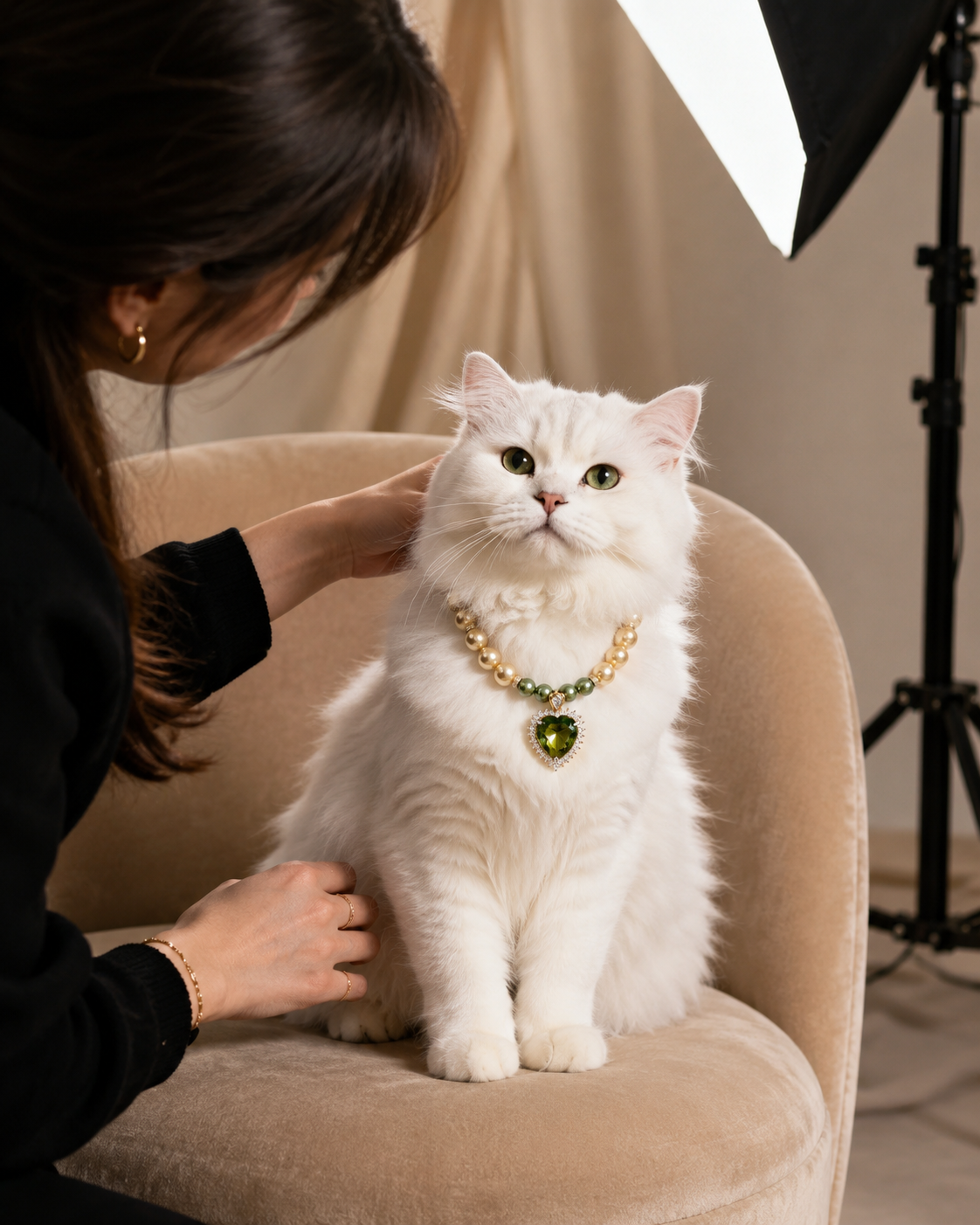 Handmade Lucky Green Heart Pearl Pet Necklace
