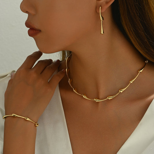 Teardrop Necklace, Earrings & Bracelet Set