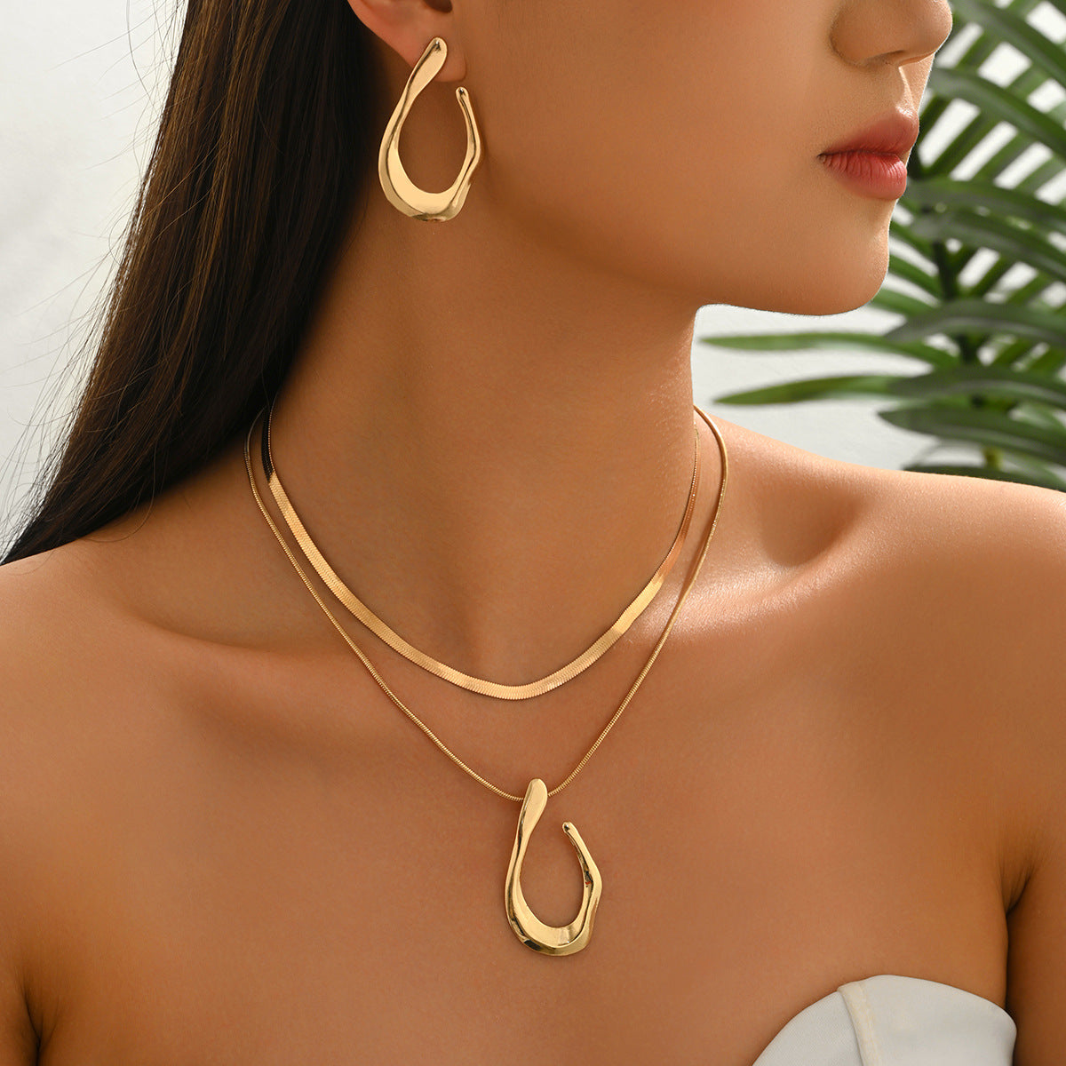 U-Shaped Earrings & Double-Layer Necklace Set