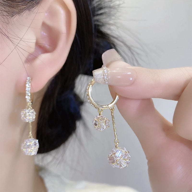 Fashion high temperament light luxury super flash double diamond ball ear buckle earrings 2026 Internet celebrity new design earrings earrings