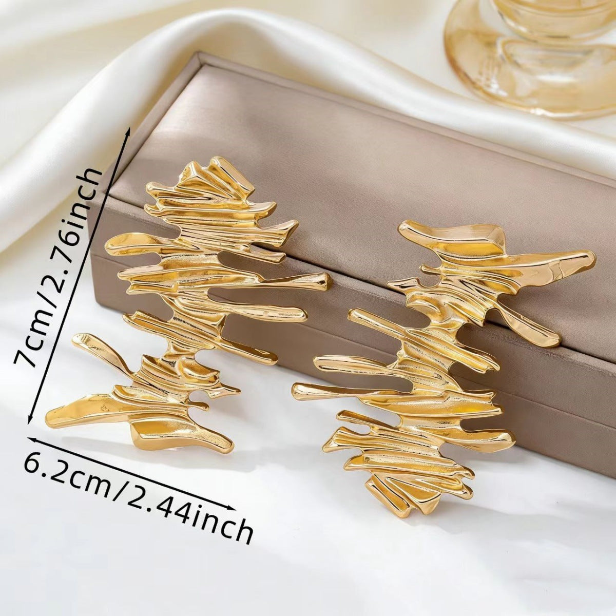 Sculpted Geometric Stud Earrings