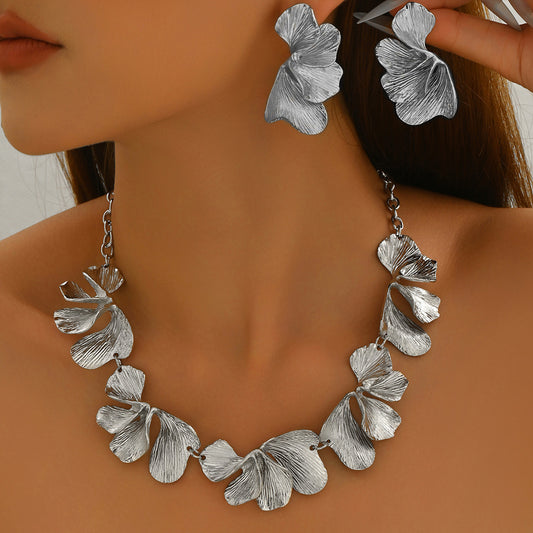Pleated Flower Necklace & Earrings Set