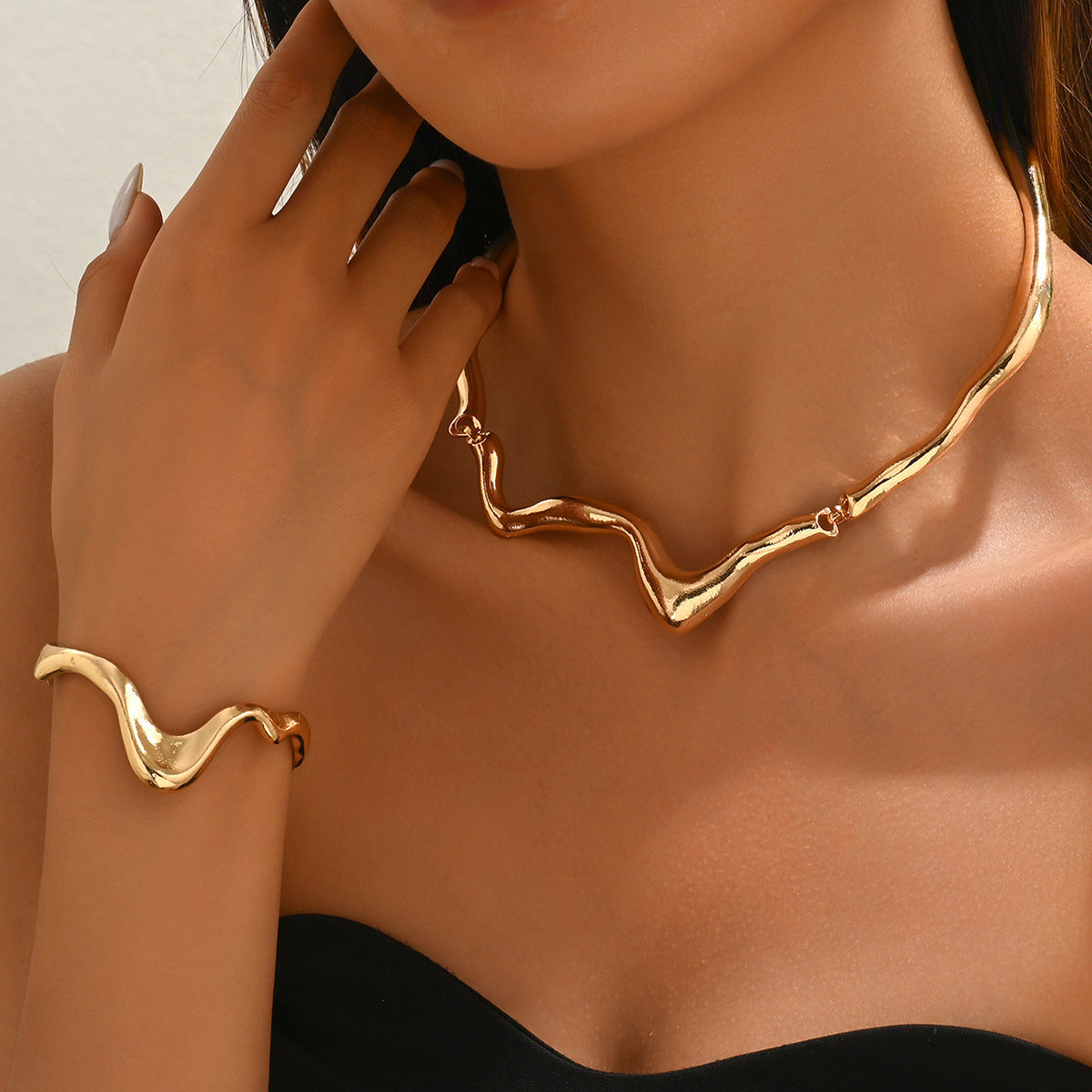 Sculptural Twist Choker & Bracelet Set