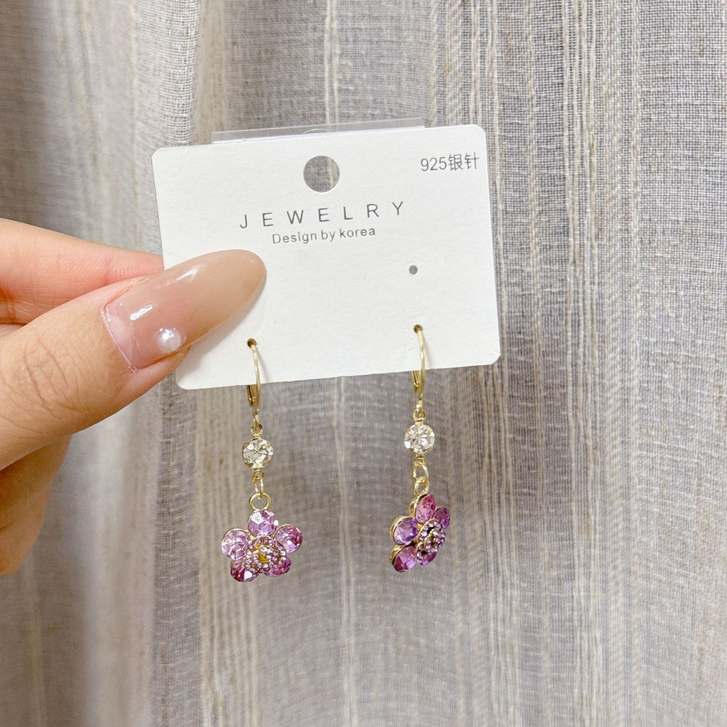 French fashion temperament sweet diamond-encrusted flower fringed earrings gentle and elegant design light luxury unique ear jewelry