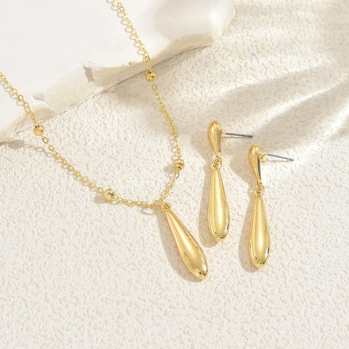 Teardrop Necklace & Earrings Set