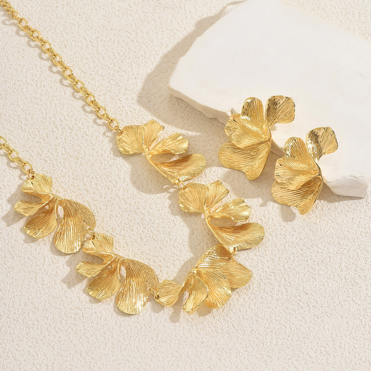 Pleated Flower Necklace & Earrings Set