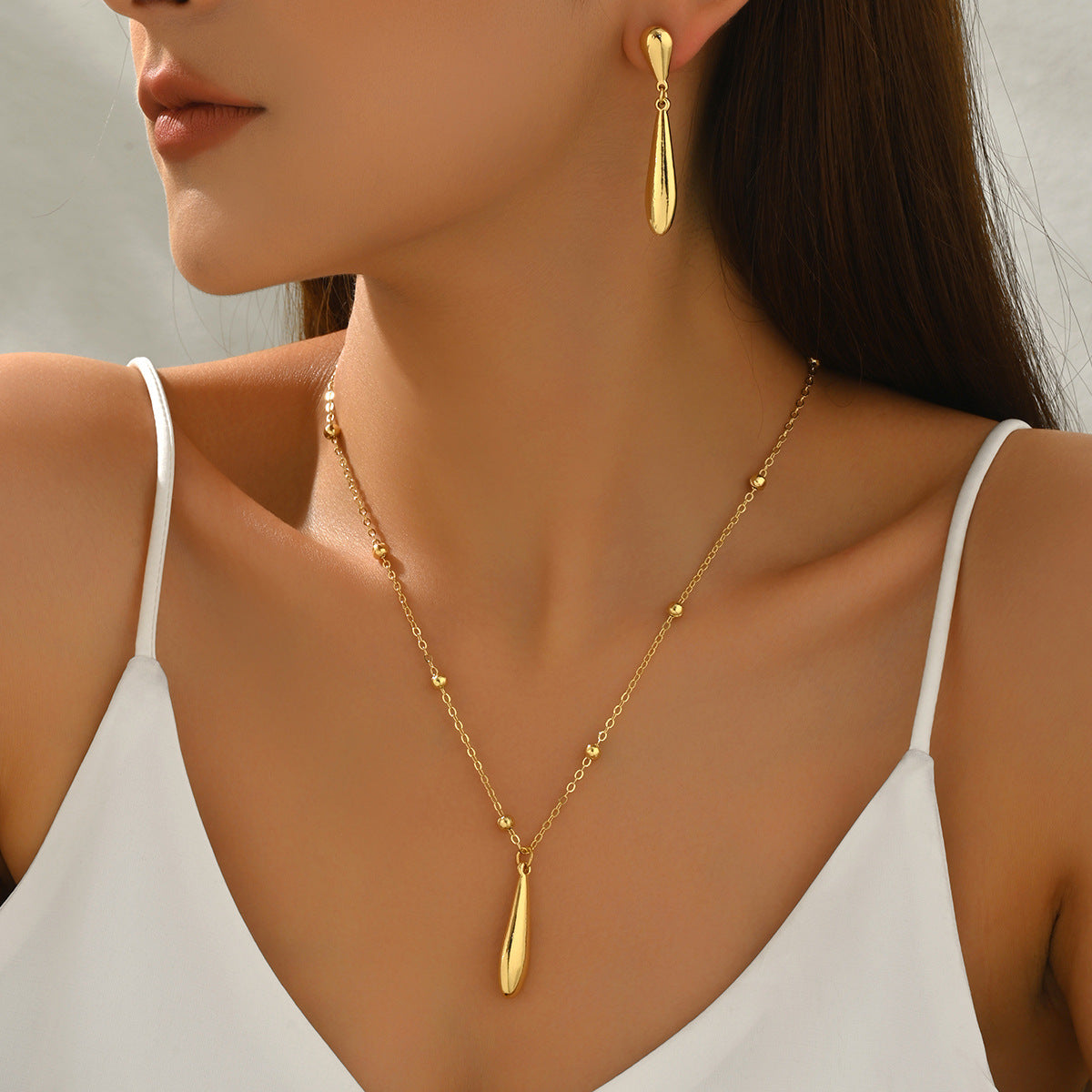 Teardrop Necklace & Earrings Set