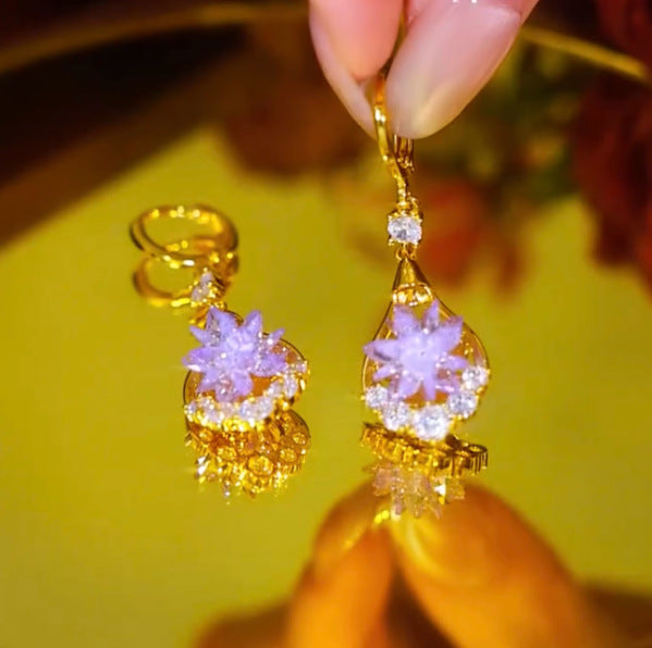 Light luxury diamond-encrusted zircon crystal flower earrings, niche design earrings, versatile temperament, new earrings in 2025